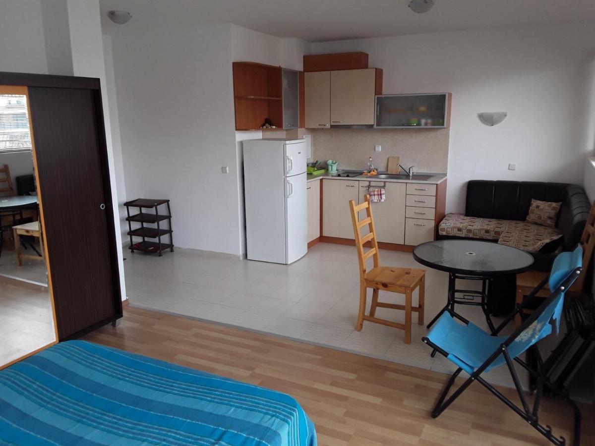 Apartment Comfort Солнечный берег Экстерьер фото